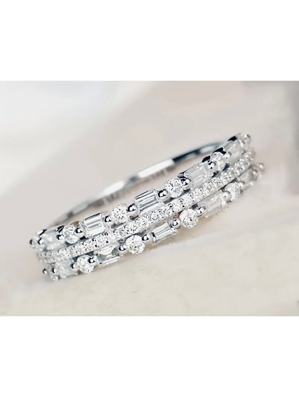 New - Gorgeous Triple-Layer Cubic Zirconia Ring - Size 8